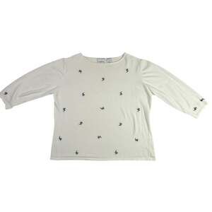 Villager Liz Claiborne Cream Knit Sweater w/Embroidered Floral Motifs